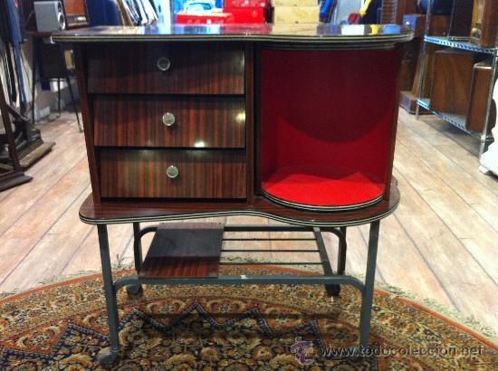 Cómo encontrar el mueble bar vintage años 60 perfecto para tu hogar